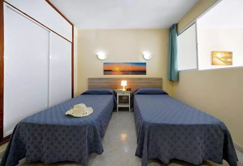 Apartamentos Strelitzias