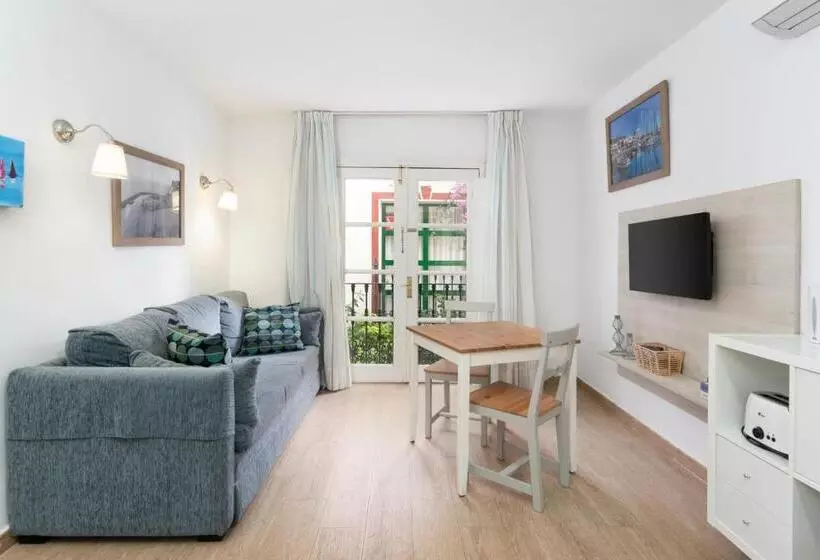 Billy's Puerto de Mogán Apartments by Livvo