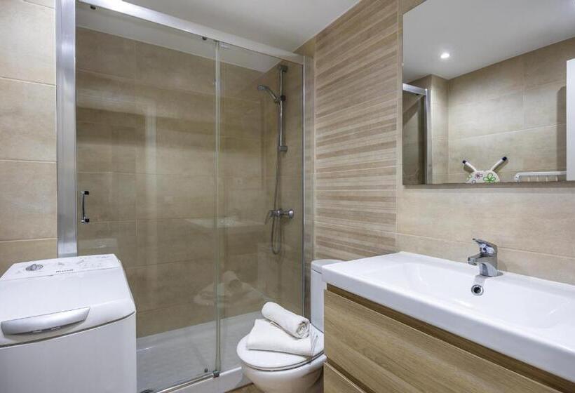 Billy's Puerto de Mogán Apartments by Livvo