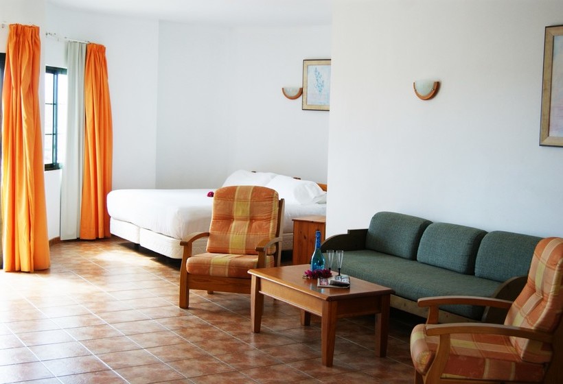 Club Las Colinas Apartamentos