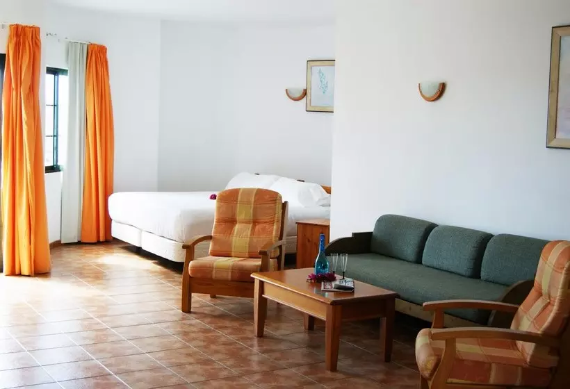 Club Las Colinas Apartamentos