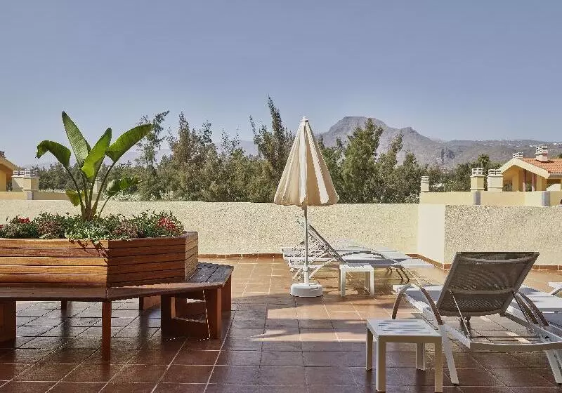 Coral Compostela Beach Golf