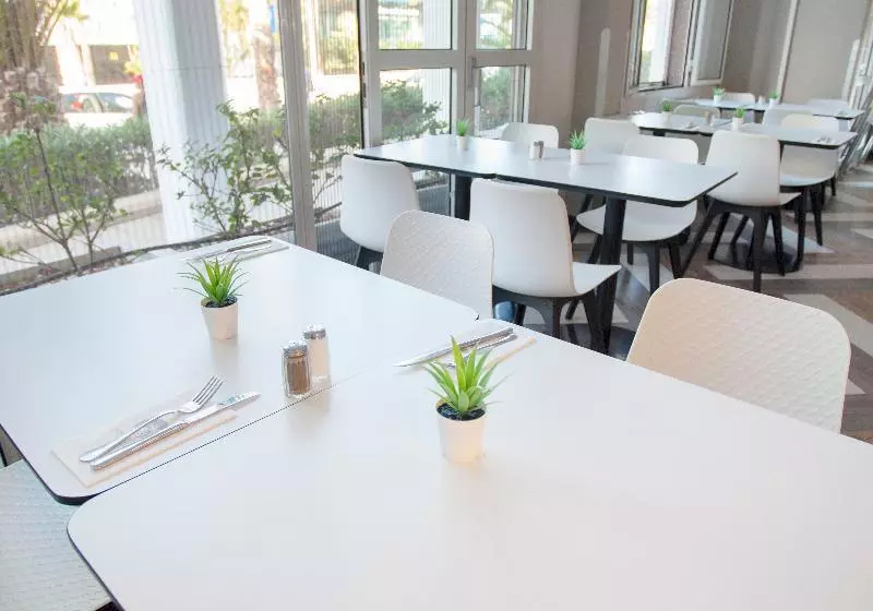 Coral Compostela Beach Golf