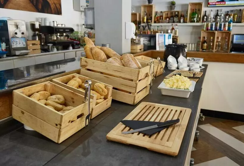 Coral Compostela Beach Golf