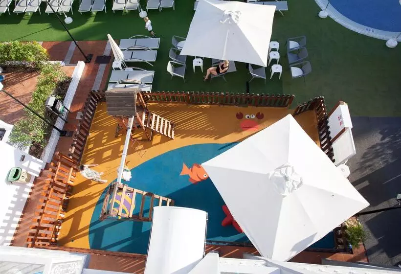 Coral Compostela Beach Golf