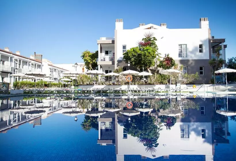 Coral Compostela Beach Golf