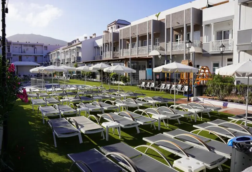 Coral Compostela Beach Golf