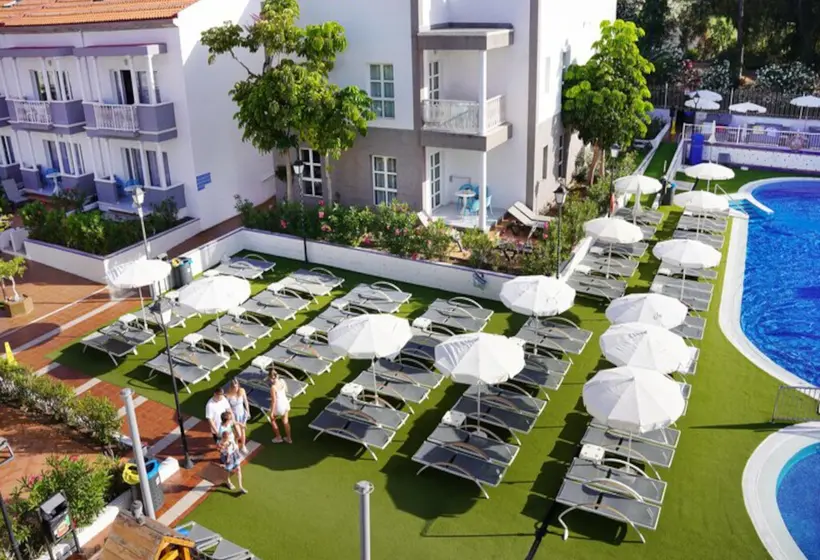 Coral Compostela Beach Golf