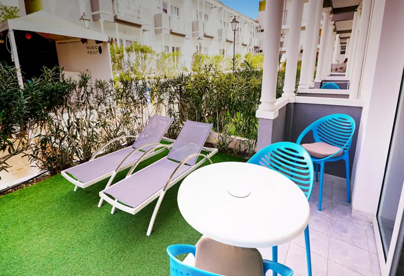 Coral Compostela Beach Golf