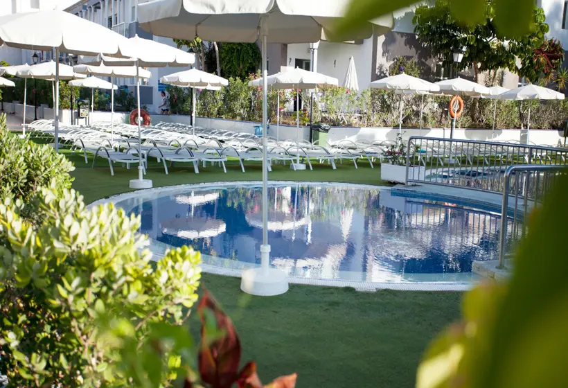 Coral Compostela Beach Golf