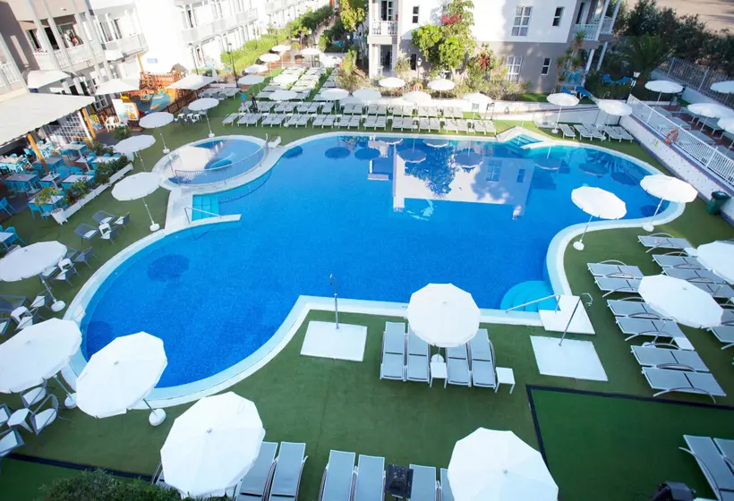 Coral Compostela Beach Golf