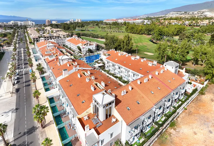 Coral Compostela Beach Golf