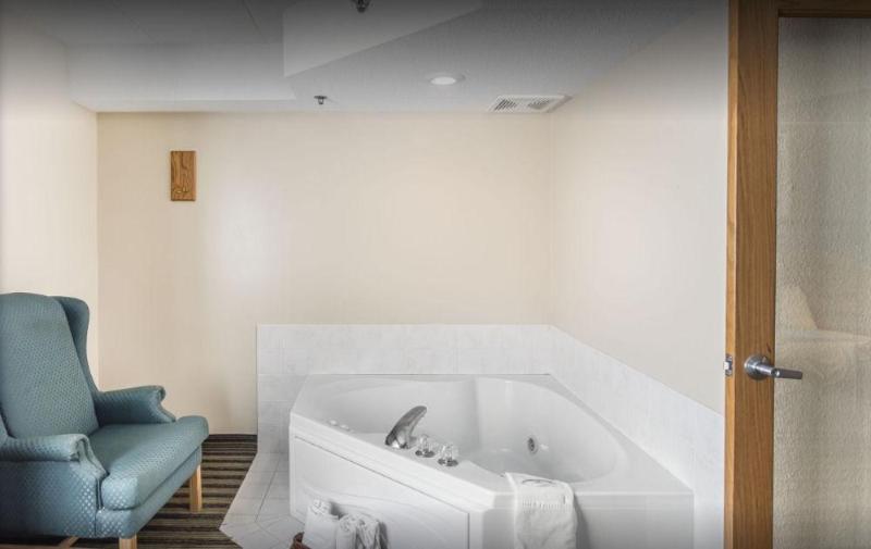 فندق American Inn And Suites