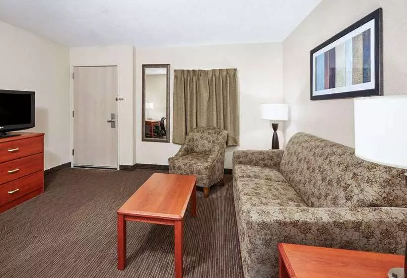 호텔 Americinn By Wyndham Douglas/saugatuck