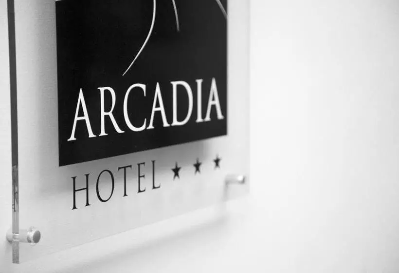هتل Arcadia