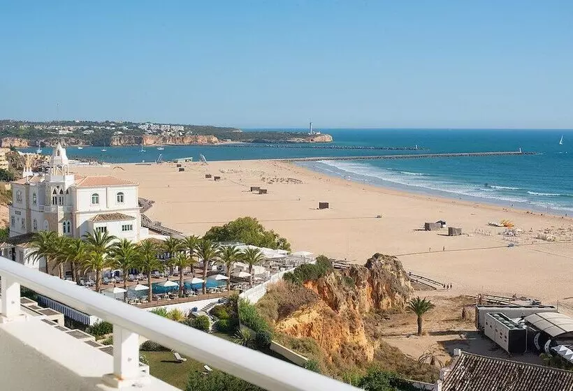 בית מלון כפרי Avenida Praia