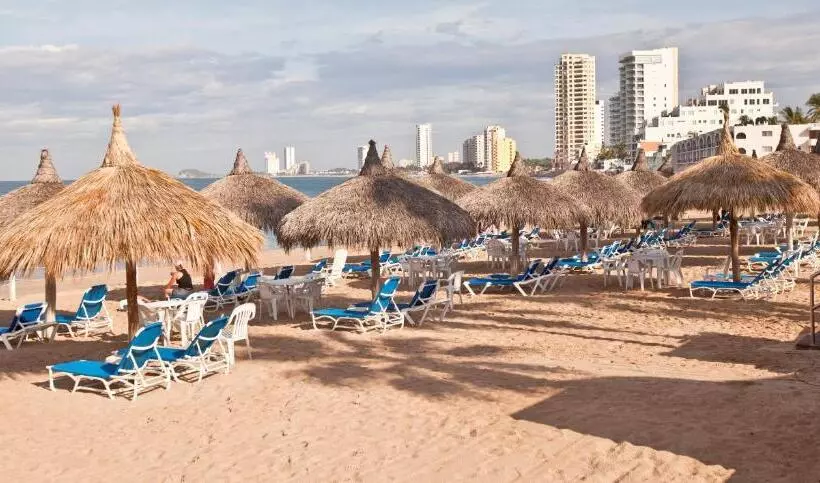 Hotel El Cid Marina Beach