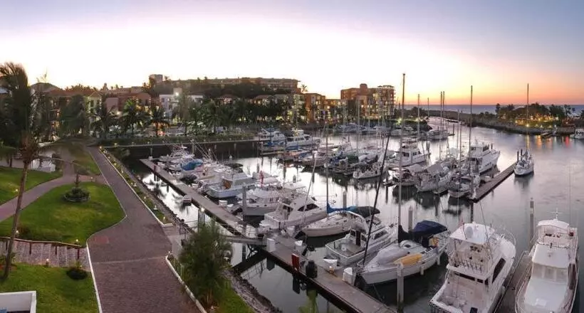 Hotel El Cid Marina Beach