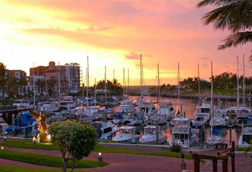 Hotel El Cid Marina Beach