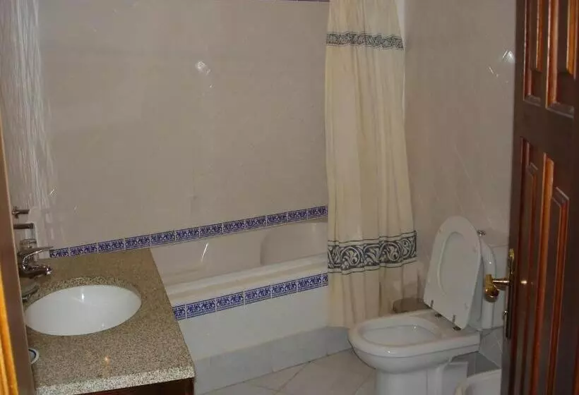 هتل Falcao De Mendonca