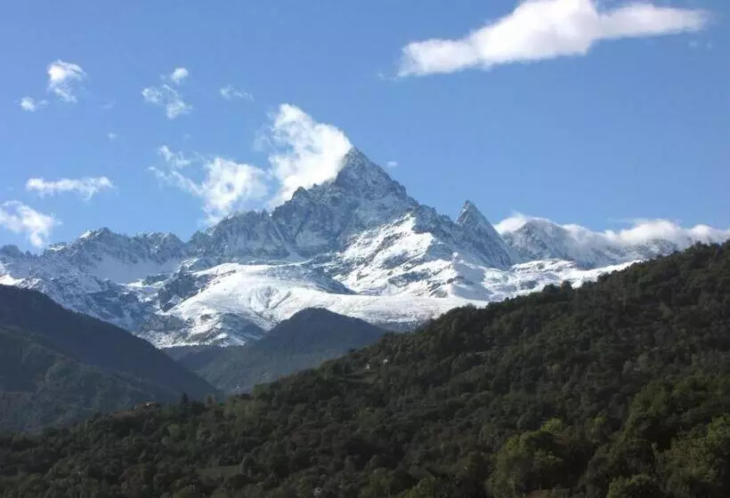 Отель La Colletta