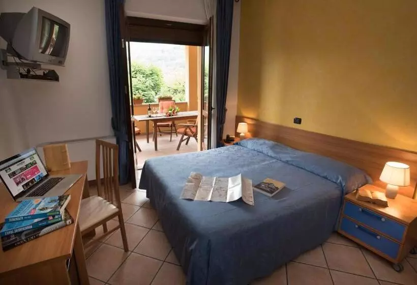 Отель La Colletta