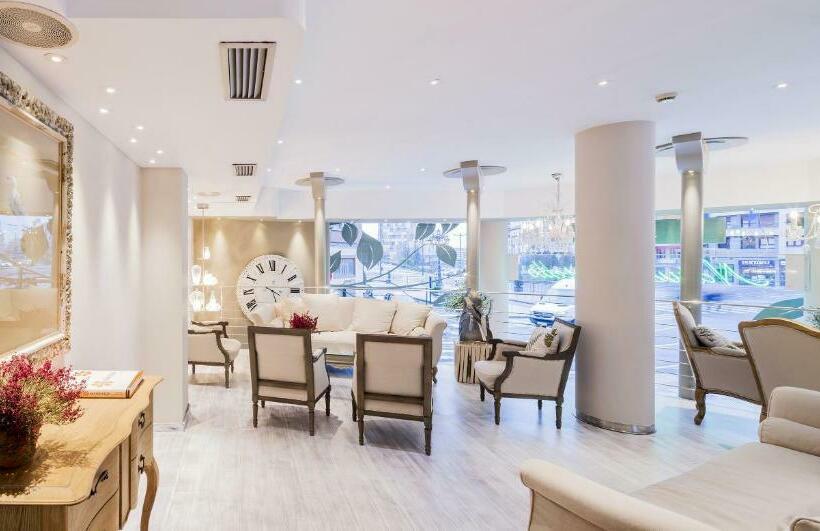 Отель Nature Oviedo