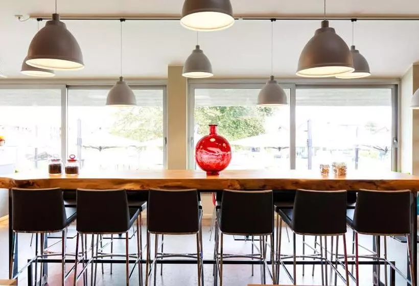 Отель Oleggio Malpensa