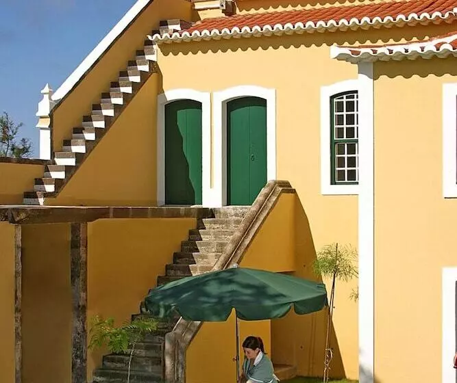 Отель Quinta De Nossa Senhora Das Mercês