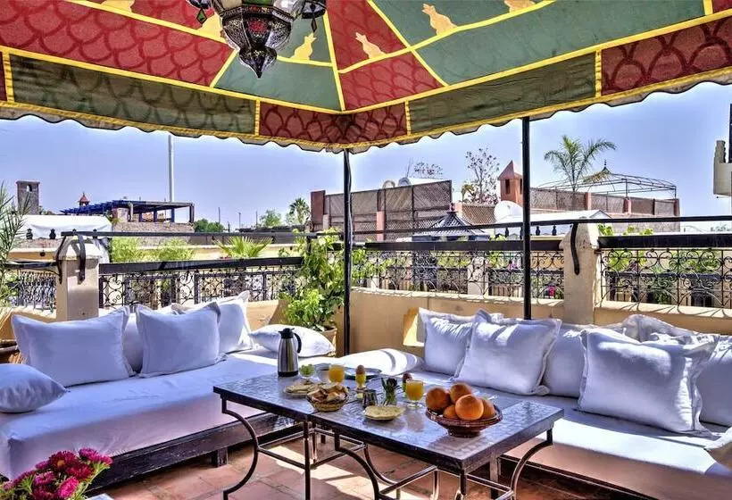 هتل Riad Dar El Souk