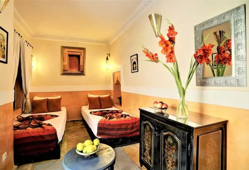 هتل Riad Dar El Souk