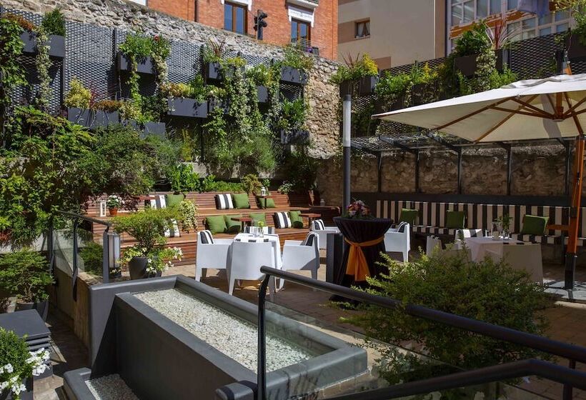 هتل Rice Palacio De Los Blasones