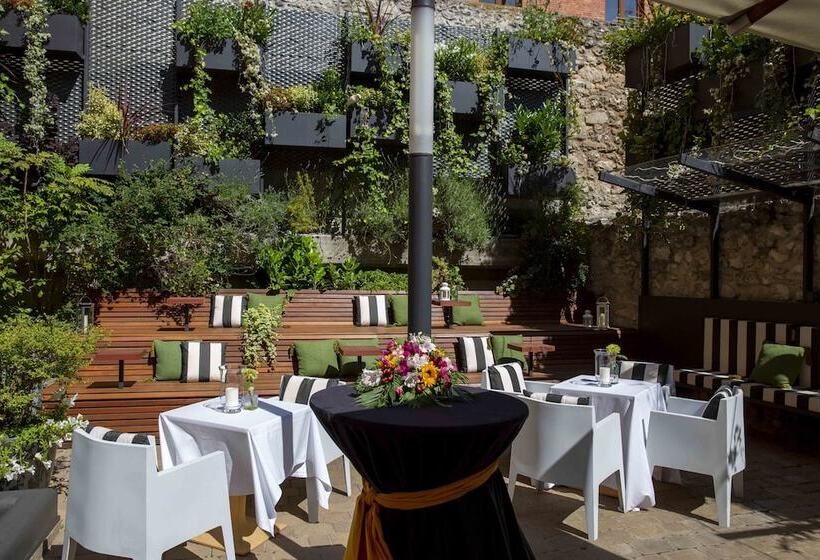 هتل Rice Palacio De Los Blasones