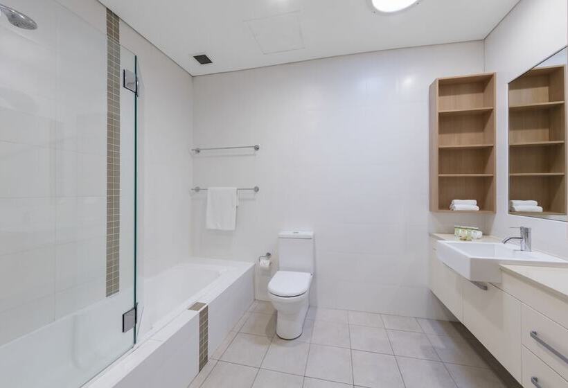 Nesuto Woolloomooloo