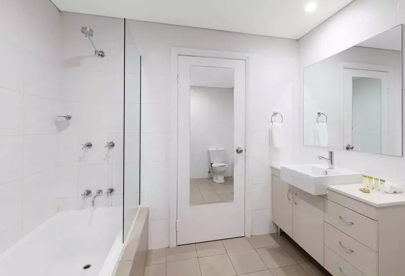 Nesuto Woolloomooloo