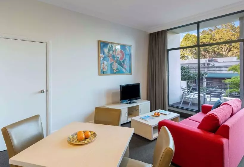 Nesuto Woolloomooloo