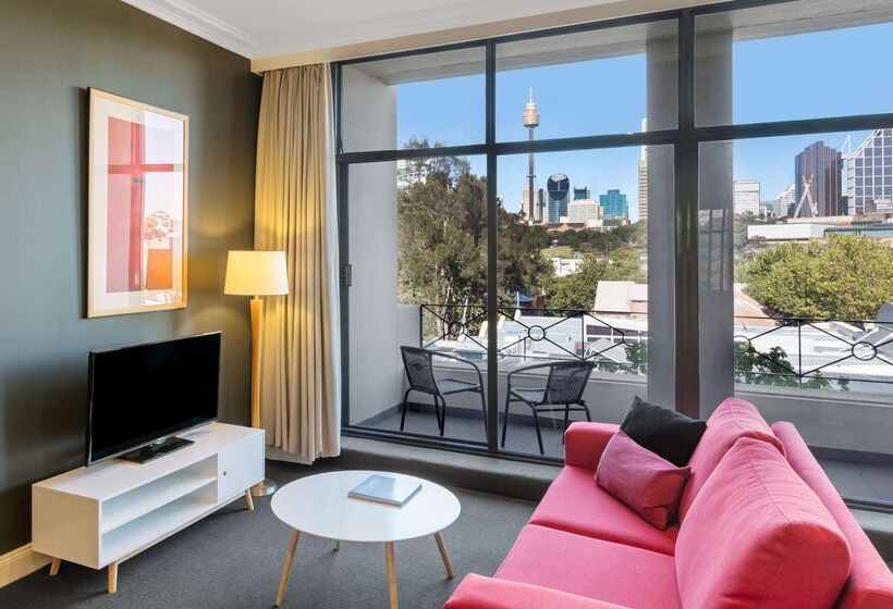 Nesuto Woolloomooloo