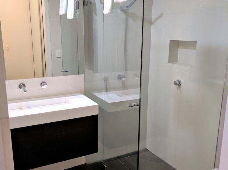 Nesuto Woolloomooloo