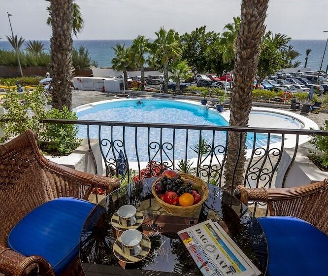 Sunsuites Carolina & Collection