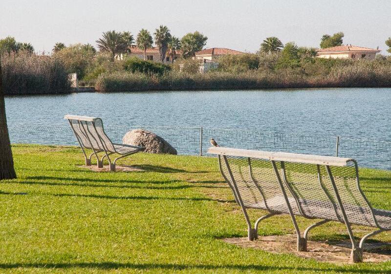 Universal Aparthotel Elisa