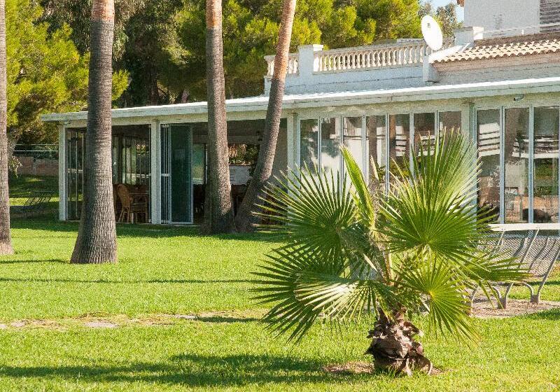 Universal Aparthotel Elisa