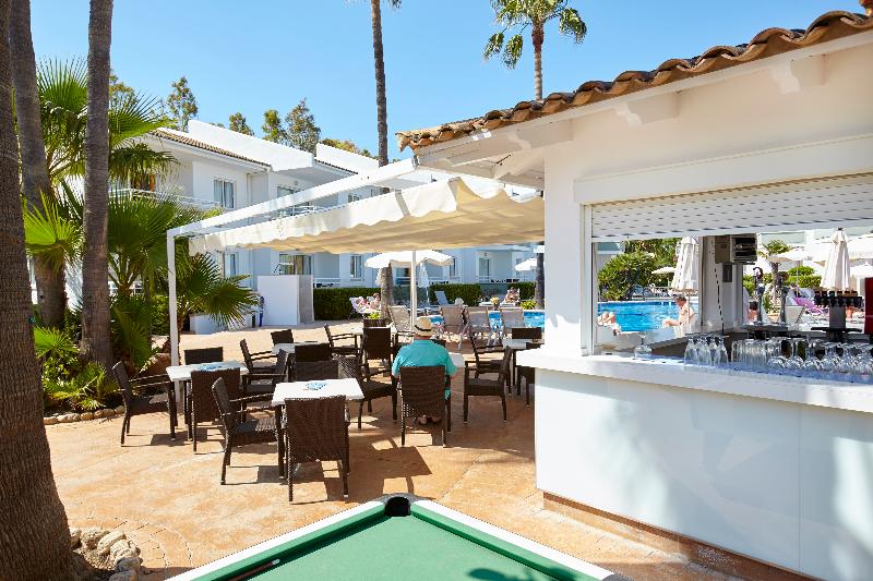 Universal Aparthotel Elisa