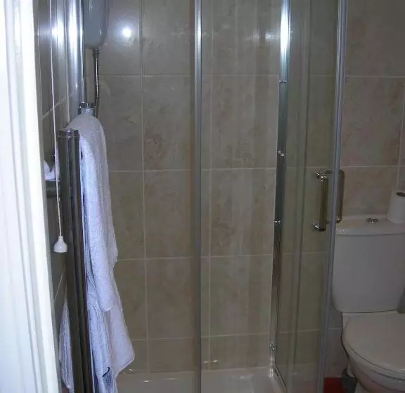 Retkeilymaja The Swan