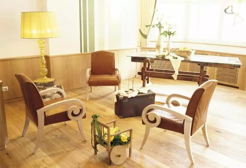 Apartmenthotel Ritterhof Suites & Breakfast