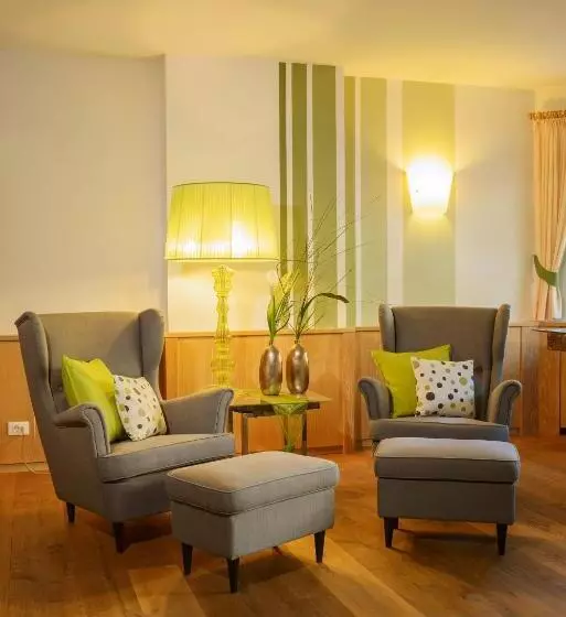 Apartmenthotel Ritterhof Suites & Breakfast
