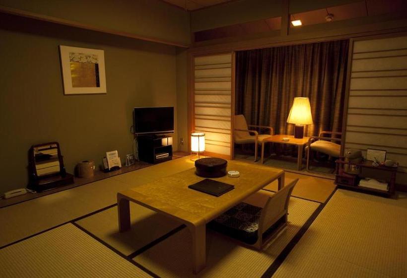 בית מלון כפרי Yuzawa Grand