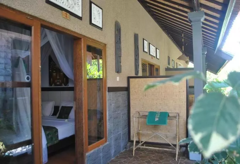 Majatalo Putu Guest House Pemuteran