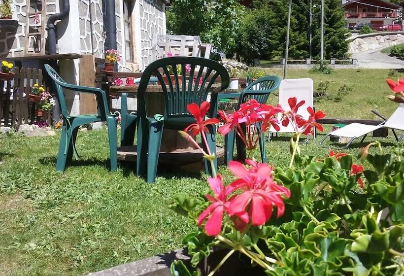 호텔 B&b Villino Oberto