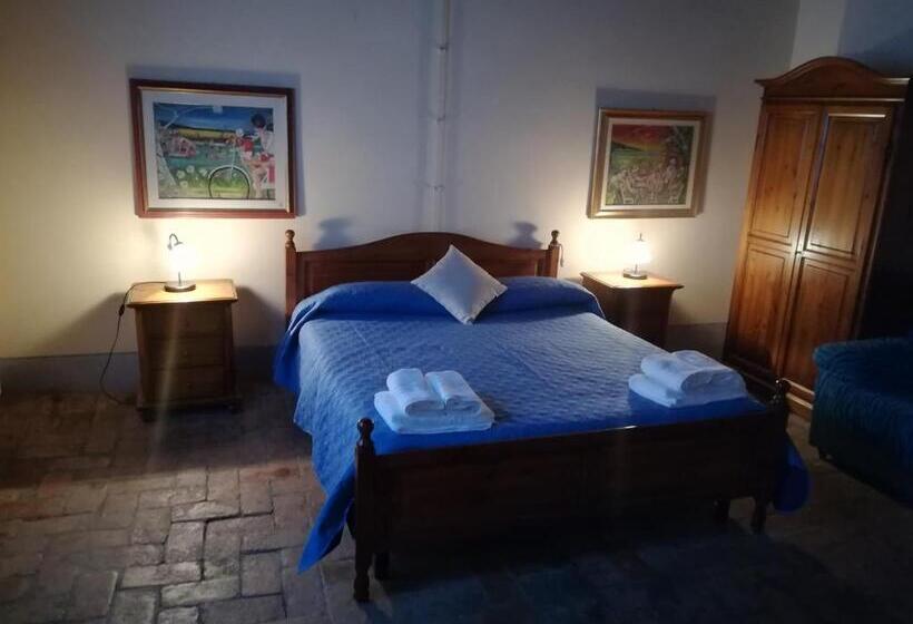 هتل Bordeghina B&b In Farmhouse