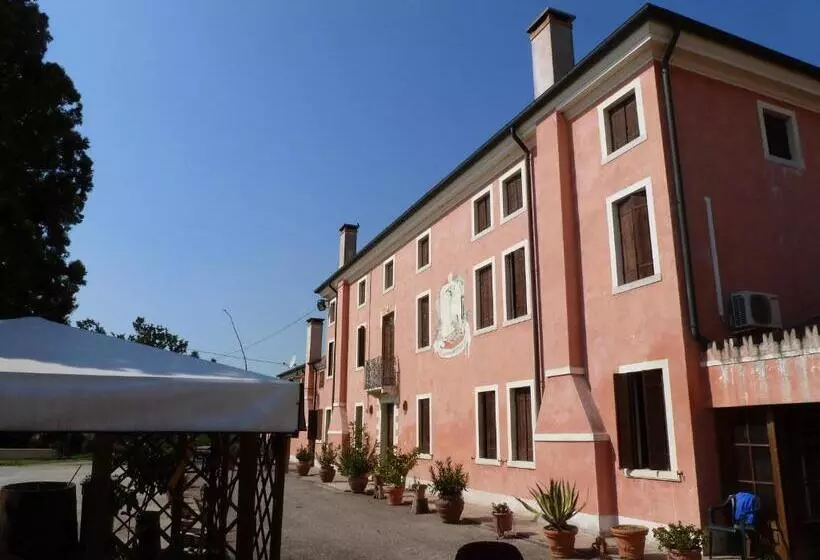 هتل Bordeghina B&b In Farmhouse